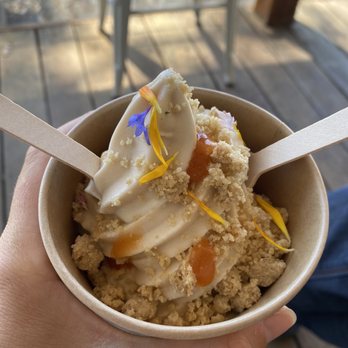The Pantry - Miso Carmel and Peach Soft Serve - Coffee & Tea Near Me - Bend, Oregon