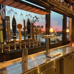 Wildfin American Grill - Riverton