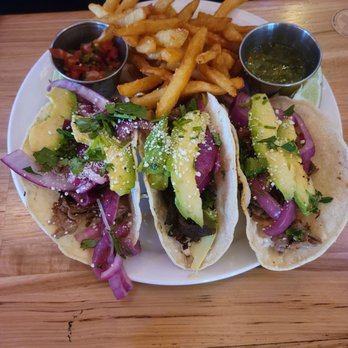 Rock & Brews - Steak Tacos - Burgers Near Me - Lutz, Florida