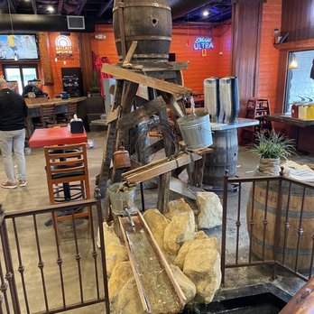 Bubba's SmokeHouse & Spirits - Fountain - Barbeque Near Me - Paso Robles, California Bubba's SmokeHouse & Spirits - Fountain - Barbeque Near Me - Paso Robles, California
