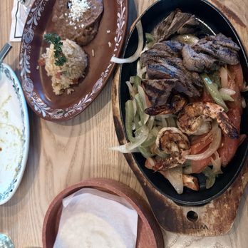 La Nena Cantina - Mexican Near Me - Los Angeles, California