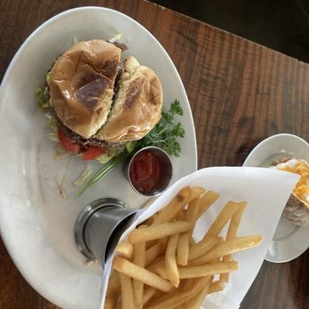 Gibbons Fine Grill - Seafood Near Me - Shreveport, Louisiana Gibbons Fine Grill - Seafood Near Me - Shreveport, Louisiana