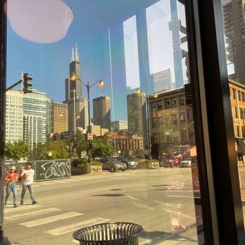 Au Cheval - Bars Near Me - Chicago, Illinois