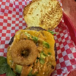 Fuddruckers - Avocado Crunch Burger