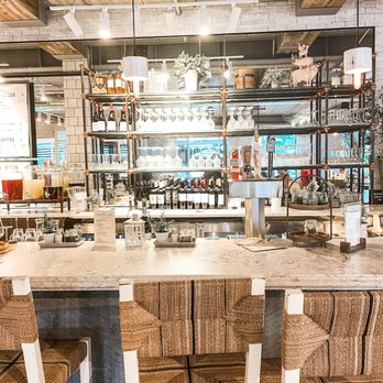 The Grocer's Table - The Bar - Cafes Near Me - Wayzata, Minnesota The Grocer's Table - The Bar - Cafes Near Me - Wayzata, Minnesota