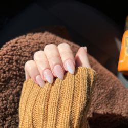 Snow Nails - nails by Tina