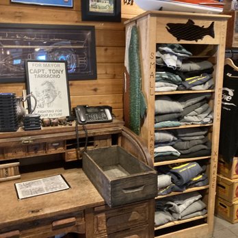 The Cove - Store - Seafood Near Me - Leland, Michigan