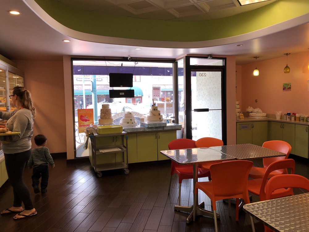 EL PAVO BAKERY CLOSED 77 Photos & 79 Reviews 230 N Citrus Ave