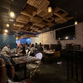 Barrio Eats & Drinks - View of the dining room looking into the bar area. - Mexican Near Me - El Paso, Texas