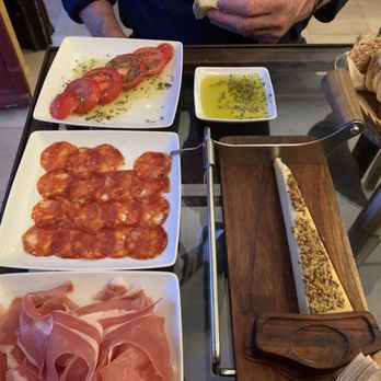 Wine Quay Bar - Delightful small plates - Wine Bars Near Me - Porto, 13 Wine Quay Bar - Delightful small plates - Wine Bars Near Me - Porto, 13