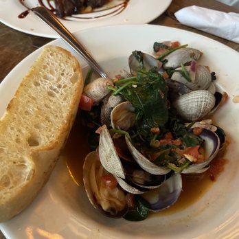 Kula Lodge & Restaurant - Manila Clams HH $14.95 - Breakfast & Brunch Near Me - Kula, Hawaii Kula Lodge & Restaurant - Manila Clams HH $14.95 - Breakfast & Brunch Near Me - Kula, Hawaii