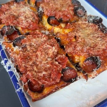 Marble + Rye - Detroit deep dish pizza - Cocktail Bars Near Me - Buffalo, New York