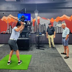 RoboGolf Pro - Swing on the RoboGolfPro swing robot