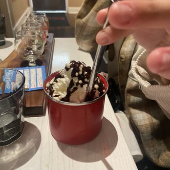 Ocean View Brewing Company - Ice cream dessert special - New American Near Me - Ocean View, Delaware Ocean View Brewing Company - Ice cream dessert special - New American Near Me - Ocean View, Delaware