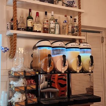 The Crabby Shack - Bar - Seafood Near Me - Brooklyn, New York