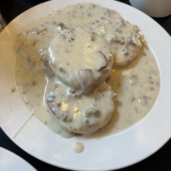 Dash of Salt and Pepper - Biscuits and gravy - American Near Me - Chicago, Illinois