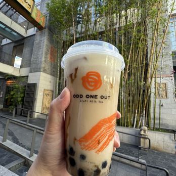 Odd One Out Tea Koreatown - TW 22' Champion Milk Tea - Bubble Tea Near Me - Los Angeles, California
