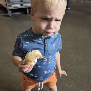 St. Urbain Bagel Bakery - Bagels Near Me - Toronto, Ontario