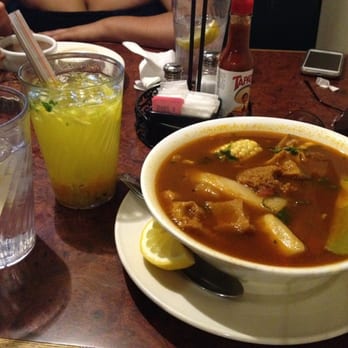 La Caravana - Fresco de ensalada and sopa the pata. My fav! - Salvadoran Near Me - Pasadena, California
