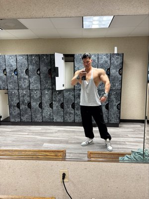 Wolf's Fitness Center - Image 15