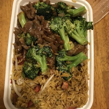 Hunan Wok - Beef with broccoli combo - Chinese Near Me - East Windsor, New Jersey Hunan Wok - Beef with broccoli combo - Chinese Near Me - East Windsor, New Jersey