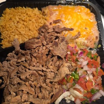 Yellow Basket - Asada mexican plate. Not good. Steak was soo damn dry - Burgers Near Me - Carson, California Yellow Basket - Asada mexican plate. Not good. Steak was soo damn dry - Burgers Near Me - Carson, California