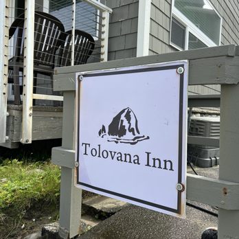 Tolovana Inn - Outside - Hotels Near Me - Cannon Beach, Oregon