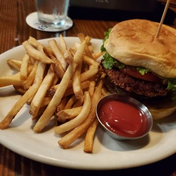 Pint + Jigger - Frick'n Chicken Sammie ($22.00) - Panko fried chicken, topped w/house-made beer cheese frick'n pickles, lettuce, tomato, sriracha aioli. - Beer Bar Near Me - Honolulu, Hawaii Pint + Jigger - Frick'n Chicken Sammie ($22.00) - Panko fried chicken, topped w/house-made beer cheese frick'n pickles, lettuce, tomato, sriracha aioli. - Beer Bar Near Me - Honolulu, Hawaii