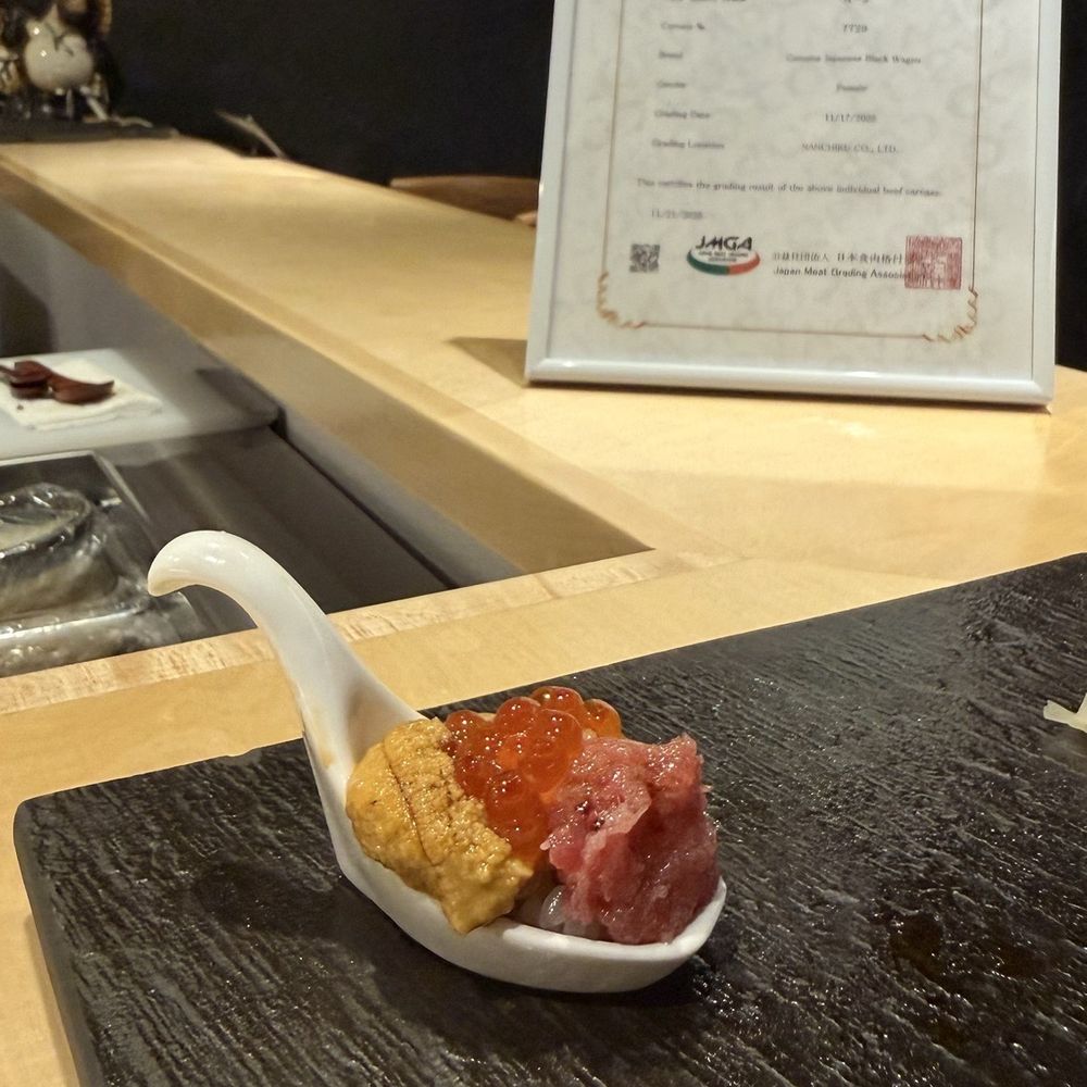 Sumo Omakase - Toro and Uni spoon - Sushi Bars Near Me - Las Vegas, Nevada Sumo Omakase - Toro and Uni spoon - Sushi Bars Near Me - Las Vegas, Nevada