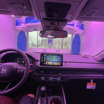 Express Car Wash - Cockpit view in the private wash booth - Car Wash Near Me - Burbank, California Express Car Wash - Cockpit view in the private wash booth - Car Wash Near Me - Burbank, California
