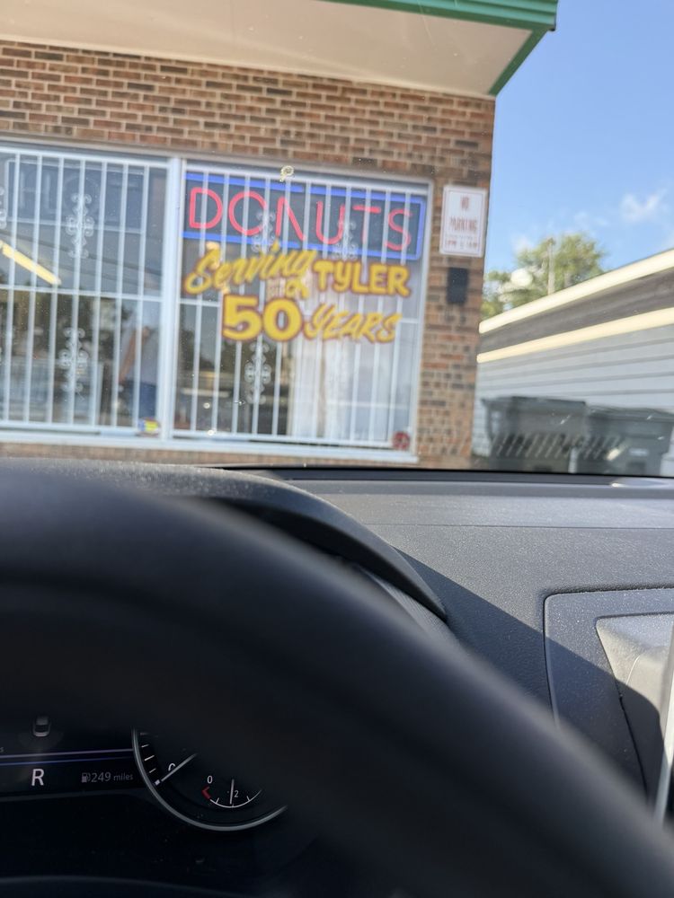 The Same Good Donuts Logo