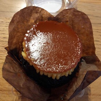 Cafe 86 - Flan cupcake - Desserts Near Me - Artesia, California Cafe 86 - Flan cupcake - Desserts Near Me - Artesia, California