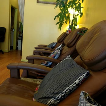 Sunflowers Nails - Roll out your stress. - Nail Salons Near Me - San Francisco, California Sunflowers Nails - Roll out your stress. - Nail Salons Near Me - San Francisco, California