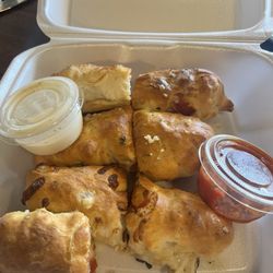 Pepperoni roll