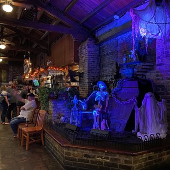 Seville Quarter - New American Near Me - Pensacola, Florida