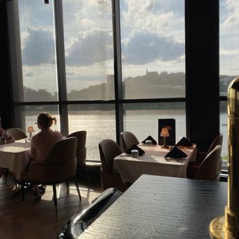 MRBL - View - Steakhouses Near Me - Bellevue, Kentucky