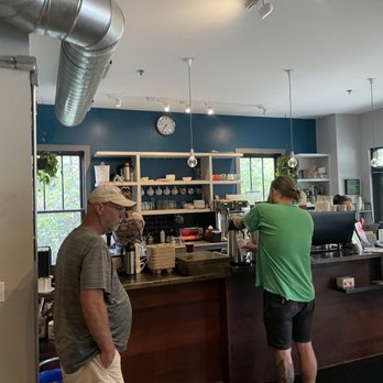 Hopscotch Coffee - customers at the counter - Coffee Roasteries Near Me - Bloomington, Indiana