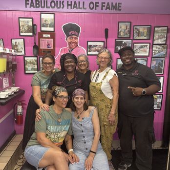 Fabulous Flavors & FRIENDS - Chicken Wings Near Me - Memphis, Tennessee Fabulous Flavors & FRIENDS - Chicken Wings Near Me - Memphis, Tennessee
