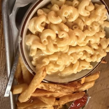 Canyon Club Brewery - Kids Mac and cheese - Breweries Near Me - Moraga, California