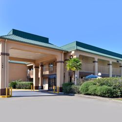 Americas Best Value Inn Denham Springs Baton Rouge - Front Exterior
