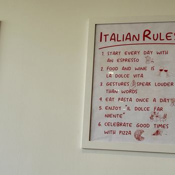 Gusto Mio - Decor - Pizza Near Me - Walnut Creek, California Gusto Mio - Decor - Pizza Near Me - Walnut Creek, California