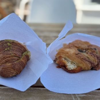 Jedidiah Coffee - Pistachio and Jalapeño croissants - Coffee & Tea Near Me - Laguna Beach, California
