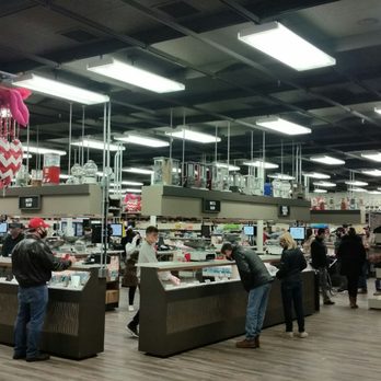 Nifty Nut House - View inside front door - new building - Candy Stores Near Me - Wichita, Kansas