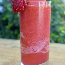 Frozen strawberry punch