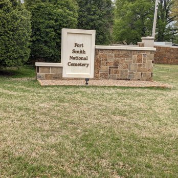 Fort Smith National Cemetery - Fort Smith National Cemetery - Funeral Services & Cemeteries Near Me - Fort Smith, Arkansas Fort Smith National Cemetery - Fort Smith National Cemetery - Funeral Services & Cemeteries Near Me - Fort Smith, Arkansas