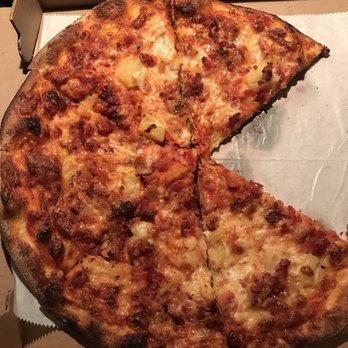 NY Pie - Reheated pizza I received - Pizza Near Me - Waltham, Massachusetts