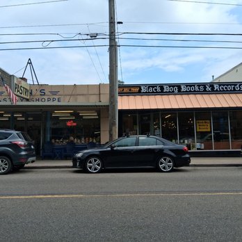 Van's Pastry Shoppe - Bakeries Near Me - Grand Rapids, Michigan Van's Pastry Shoppe - Bakeries Near Me - Grand Rapids, Michigan