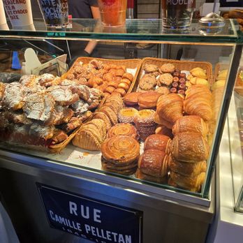 Moulin - Cafes Near Me - Laguna Beach, California Moulin - Cafes Near Me - Laguna Beach, California