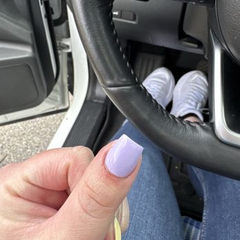 Daisy Nails - irritated skin from harsh drilling under the nail - Nail Salons Near Me - Carmel, Indiana
