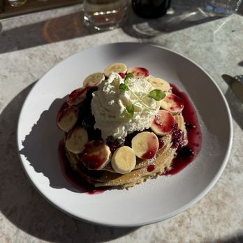 Malibu Farm - Chia Banana Pancakes - Coffee & Tea Near Me - Tiburon, California